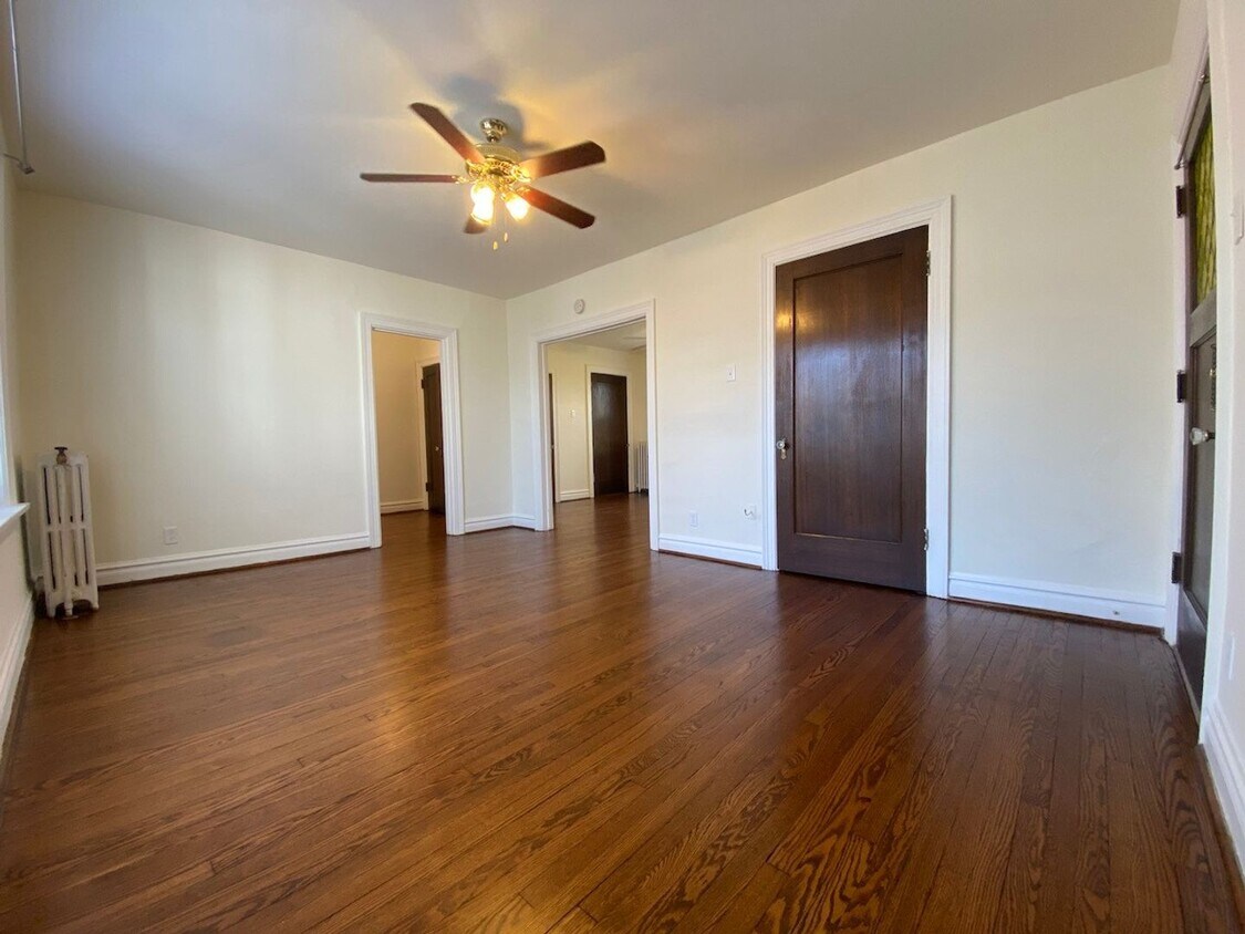 Foto del edificio - 4155-63 Magnolia Avenue