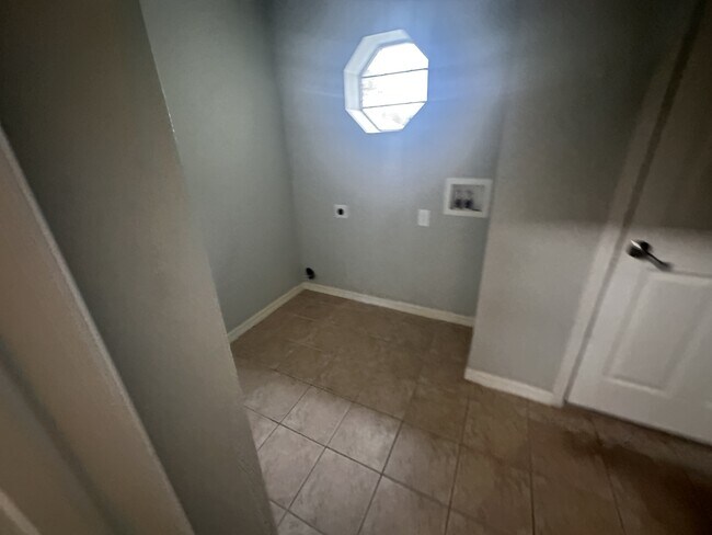 Foto del edificio - 13240 SW 73rd Ave