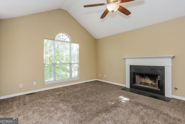 Building Photo - 3857 Merryweather Trail