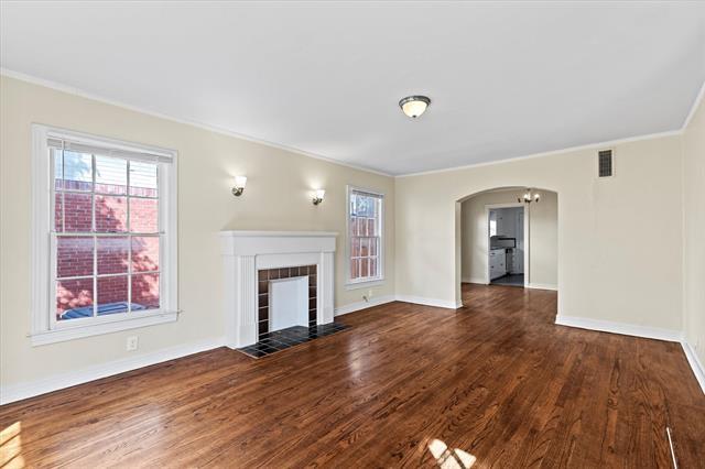 Foto del edificio - 5927 Lewis St