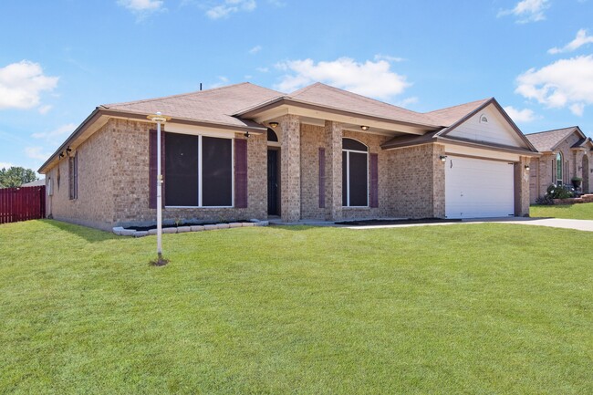 Building Photo - 5802 Durango Dr