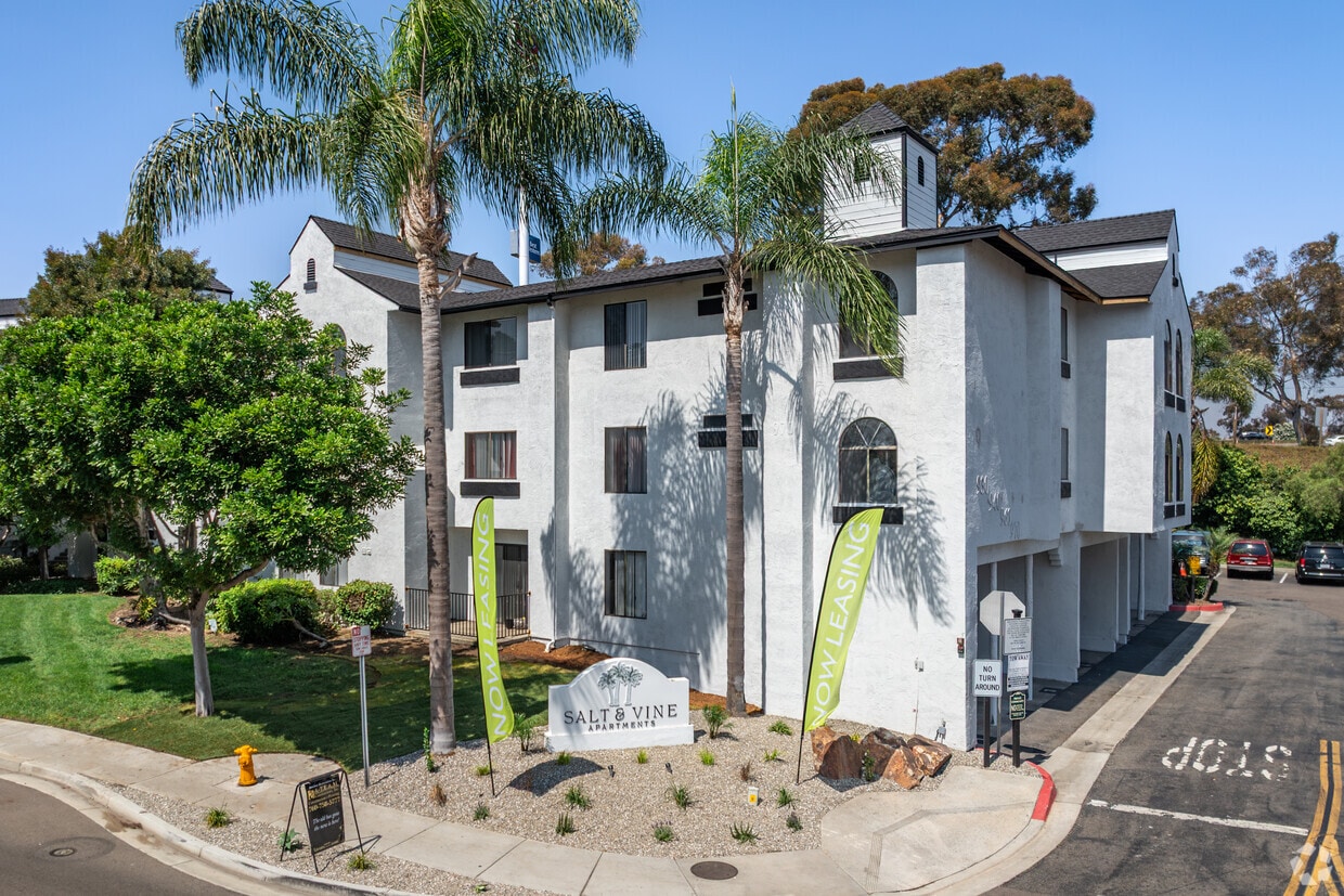 Primary Photo - Salt & Vine Oceanside Apartments