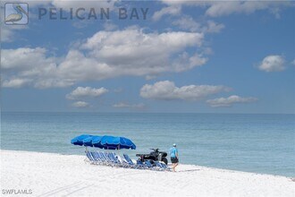 Building Photo - 853 Tanbark Dr