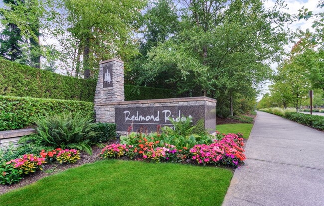 Foto del edificio - Redmond Ridge