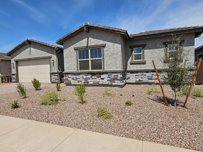 Building Photo - 22668 E Starflower Dr