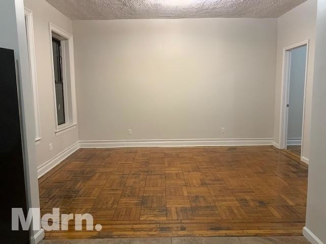 Foto del edificio - 3 bedroom in Brooklyn NY 11203