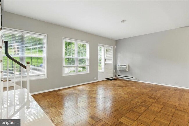 Photo - 1006 Valley Drive Unit Apartment