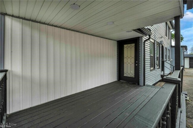 Building Photo - 1812 Brevier Ave