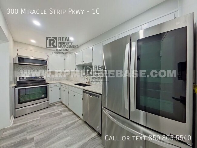 Foto del edificio - 300 Miracle Strip Pkwy SW