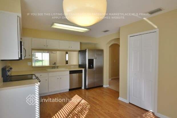Foto del edificio - 18144 Canal Pointe St