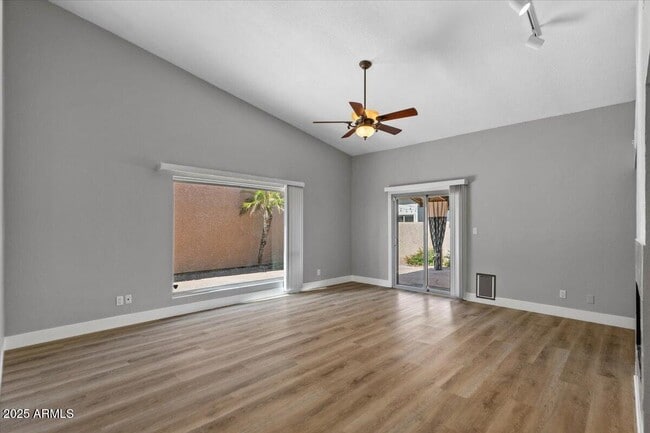 Building Photo - 6020 N 81st St