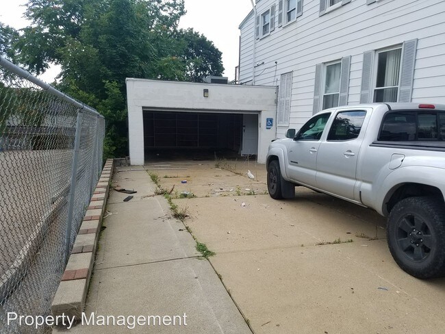 Foto del edificio - 4 br, 1 bath House - 514 Beltzhoover Ave.