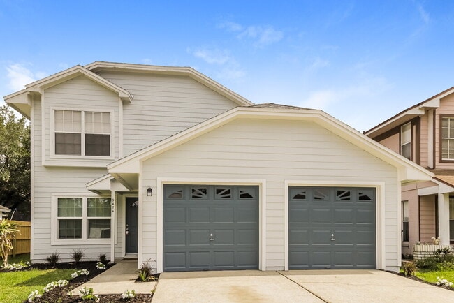 Building Photo - 9474 Chandon Dr