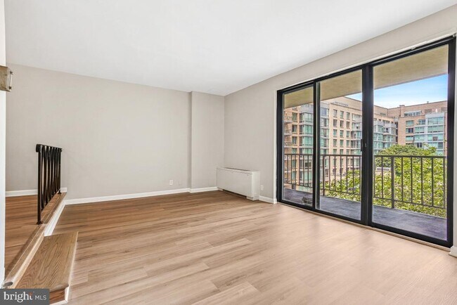 Foto del edificio - 2201 L St NW