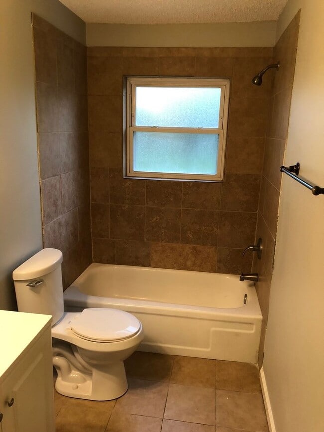 Foto del edificio - 3BR 2BA Jason Dr. Denham Springs