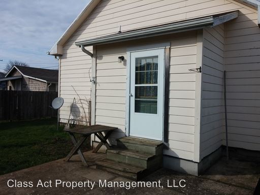 Building Photo - 1057 SE Miller Ave