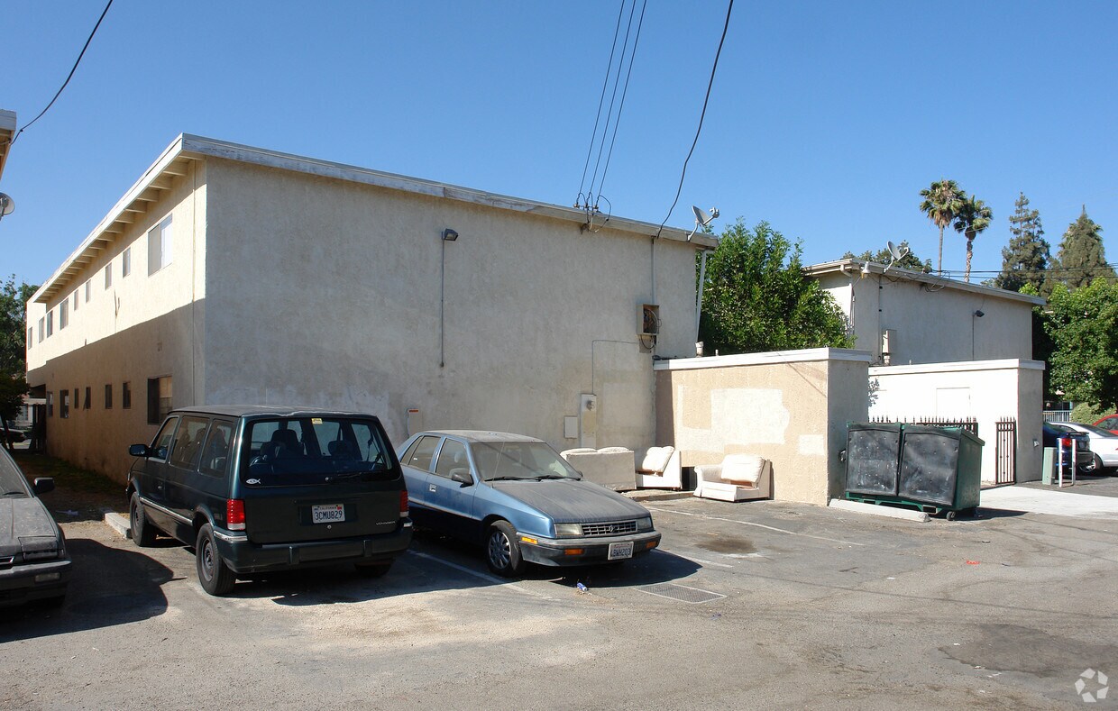 Foto del edificio - 974 ASHLAND Ave