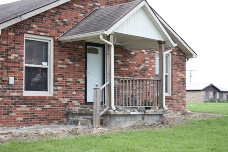 Building Photo - 1504 Campbellsville Rd