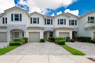 Building Photo - 2667 SE 10th St