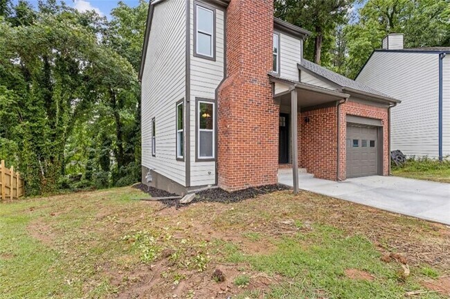 Building Photo - 1111 Pin Oak Dr