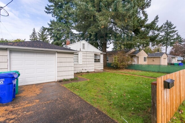Building Photo - Great 3 Bedroom Home in Brentwood-Darlingt...