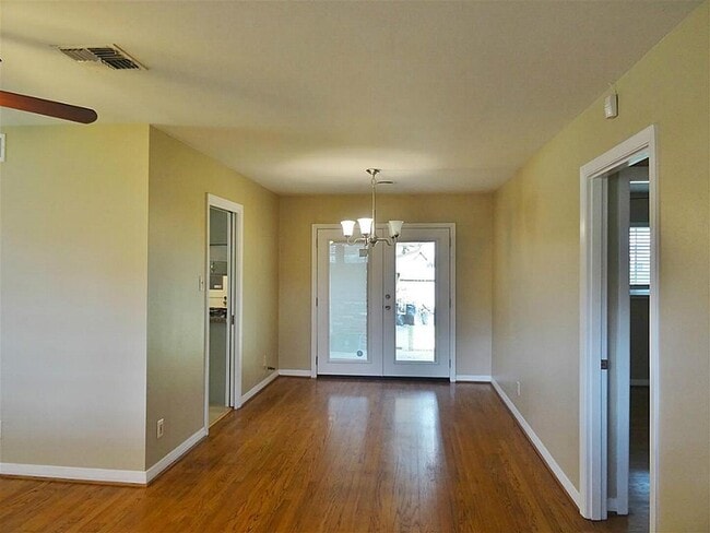 Foto del edificio - 3818 Bolivia Blvd