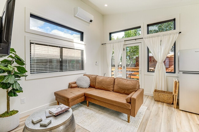 Building Photo - 3381 Pinole Valley Rd