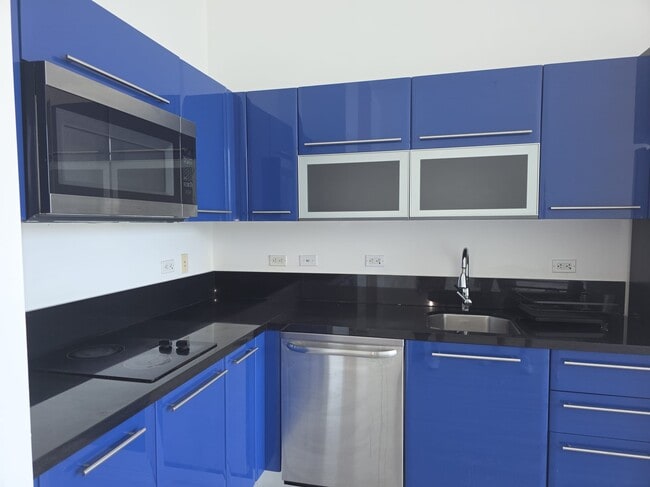 Photo - 244 Biscayne Blvd (Miami, FL) Apartment
