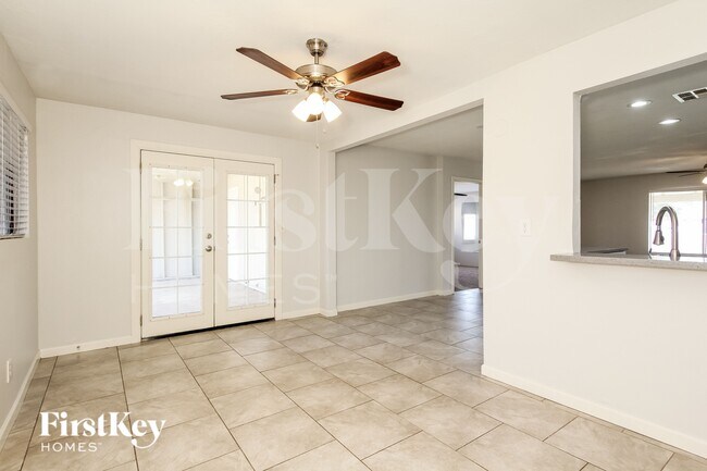 Foto del edificio - 9808 N 47th Ave