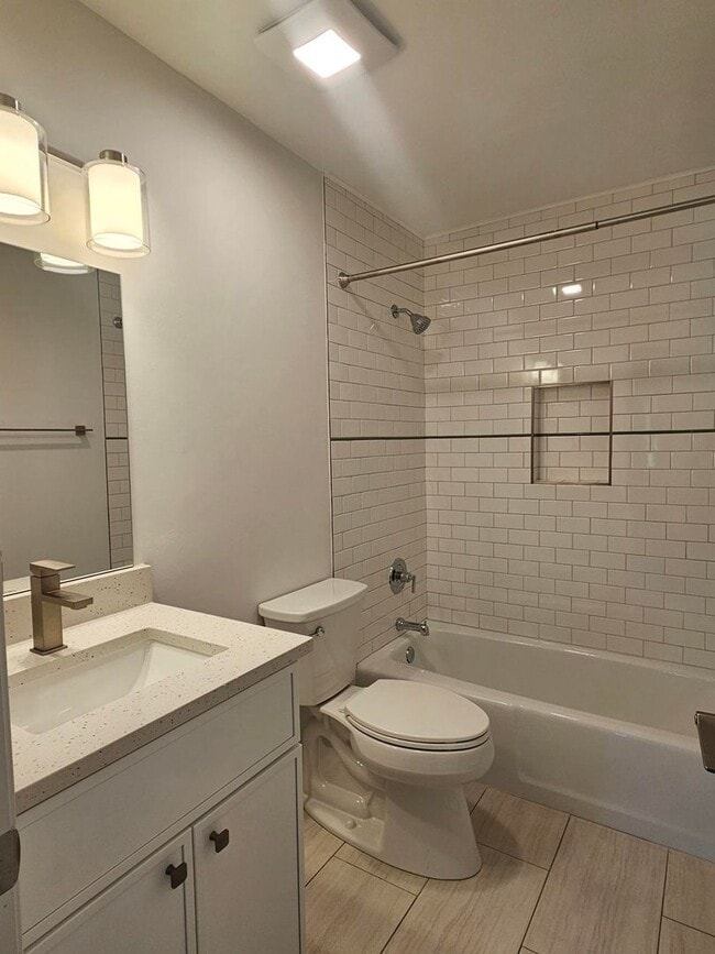 Interior Photo - Highbranch Apartments