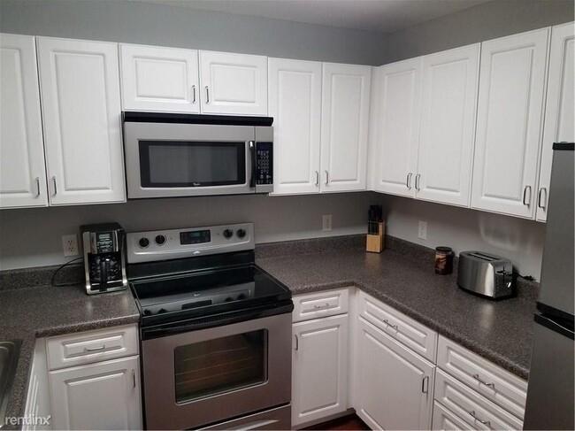 Foto del edificio - 2 br, 2 bath Condo - 112 Mill Street 302