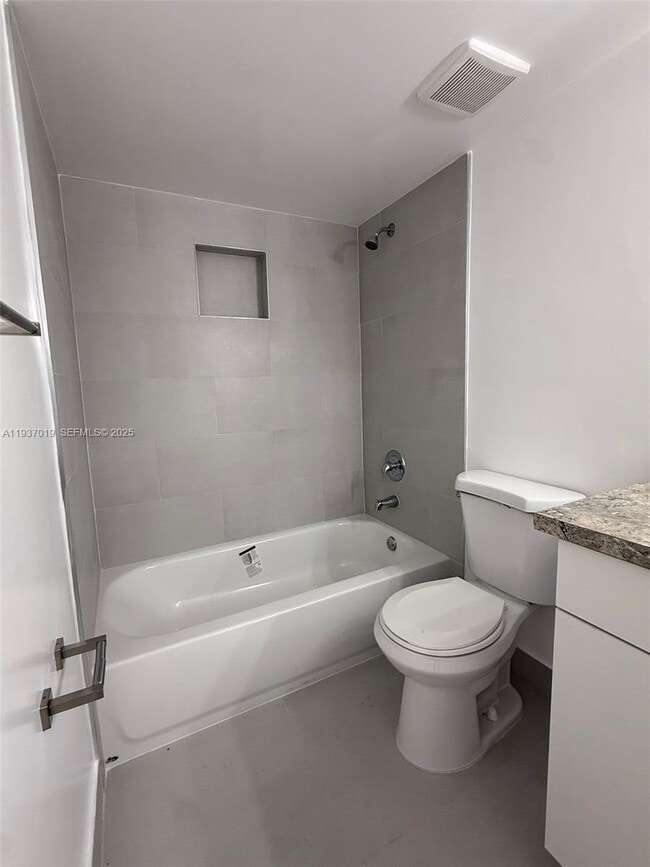 Building Photo - 8343 Lake Dr