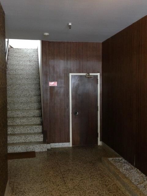 Lobby Photo - 261 20th Ave