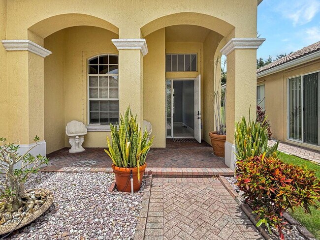 Building Photo - Beautiful 4BR Home in Gated Wellington Shores | Fenced Yard | Resort-Style Amenities