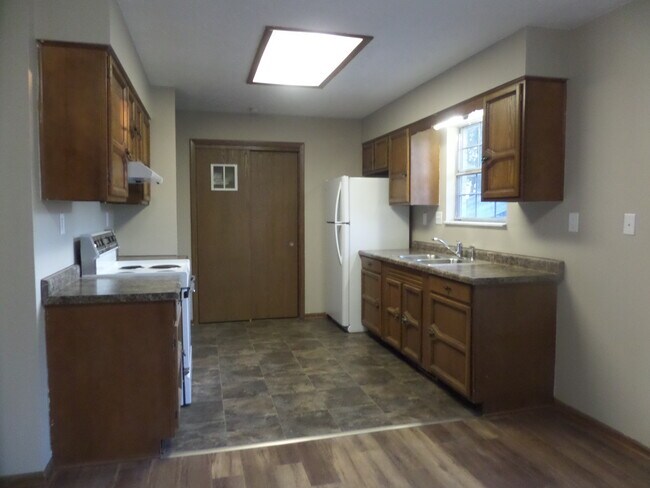 Foto del edificio - 5170 S County Road 100 W