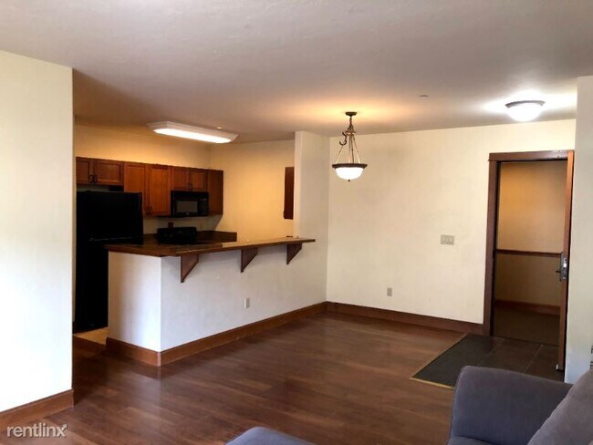 Building Photo - 22787 US-6