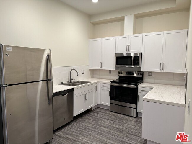 Foto del edificio - 11115 McCormick St
