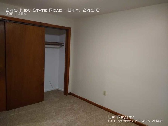 Foto del edificio - 245 New State Rd