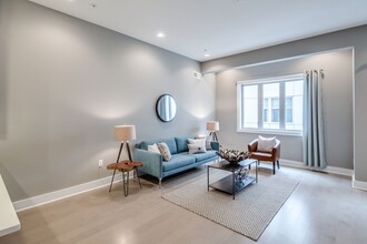 Building Photo - 832-34 N 3rd St