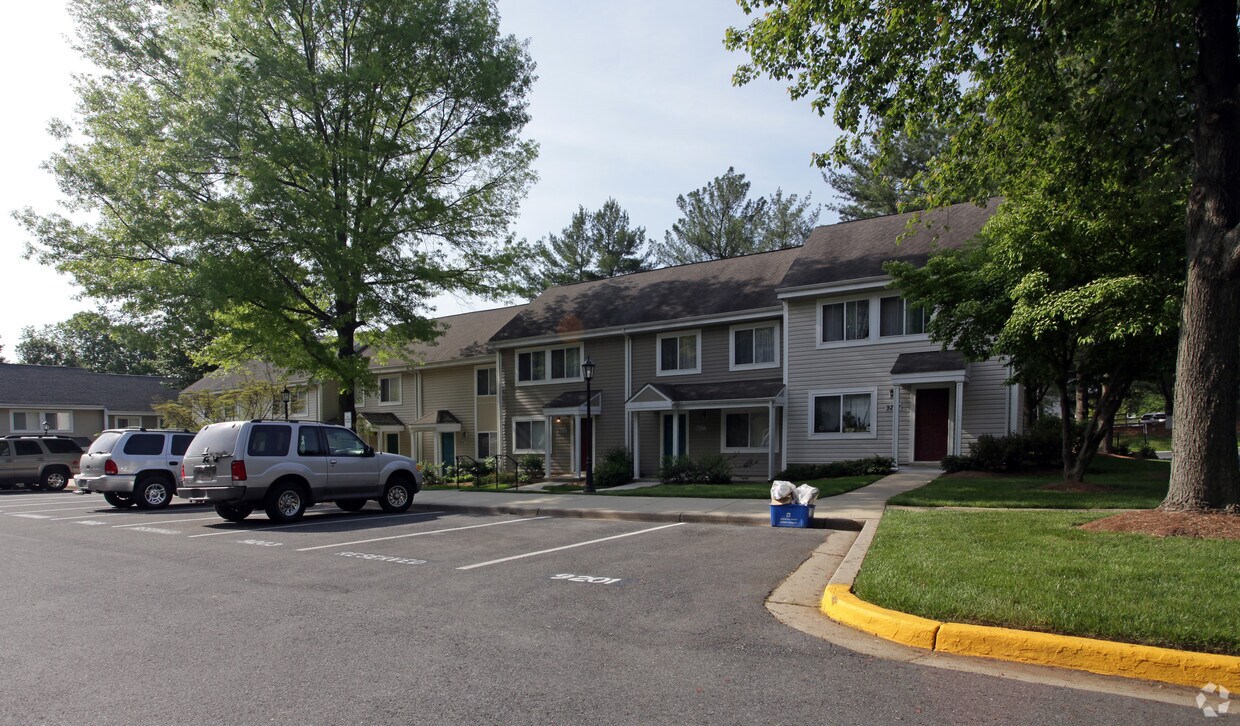 Stewartown Homes Apartments Gaithersburg, MD