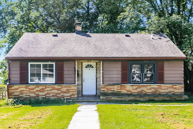 Building Photo - 903 Jackson St