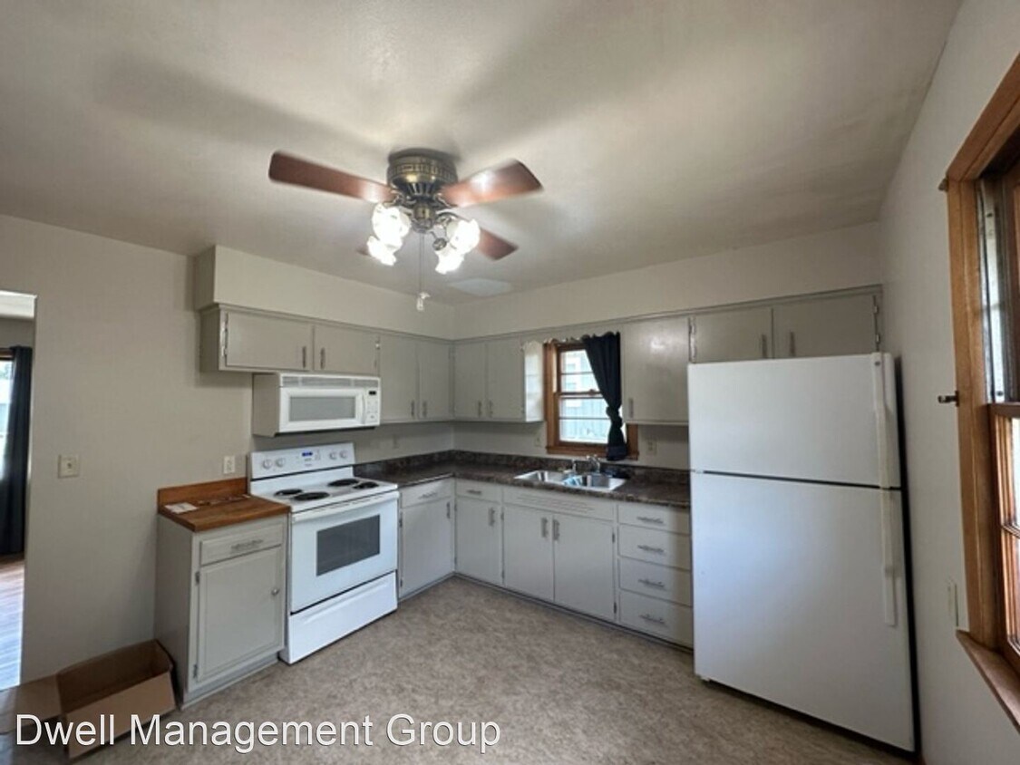 Foto principal - 4 br, 2 bath House - 2101 Elton Hills Driv...