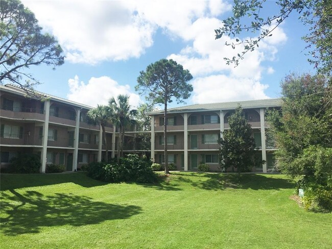 Foto del edificio - 129 Blue Pointe Way
