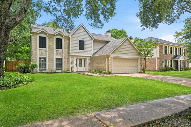 Building Photo - 8130 Sunny Ridge Dr