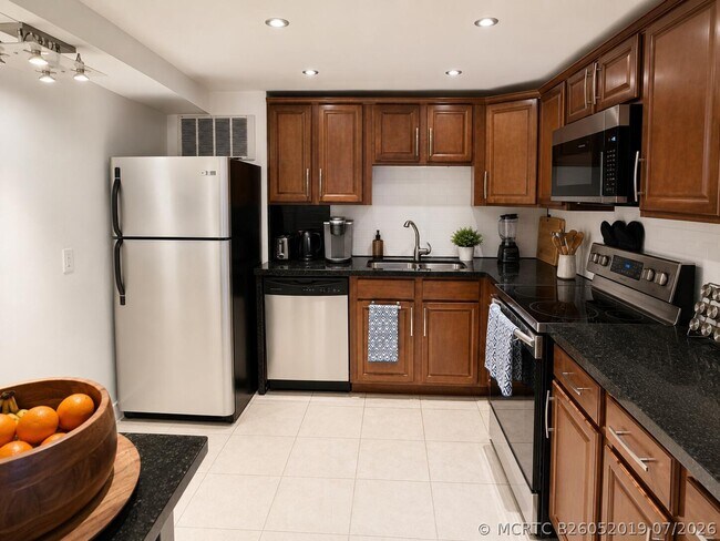 Foto del edificio - 2801 NE 183rd St