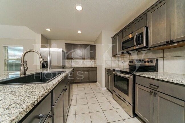 Building Photo - 407 Milo Way