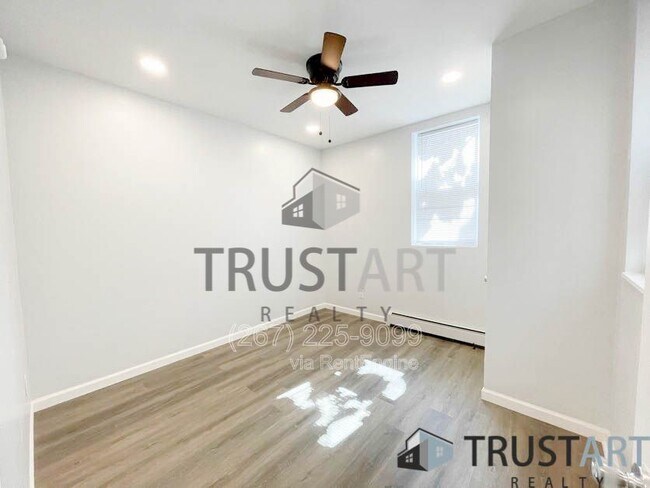 Foto del edificio - 3347 Frankford Ave