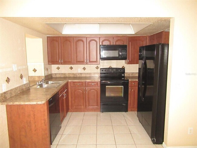 Building Photo - 1620 Maracaibo St