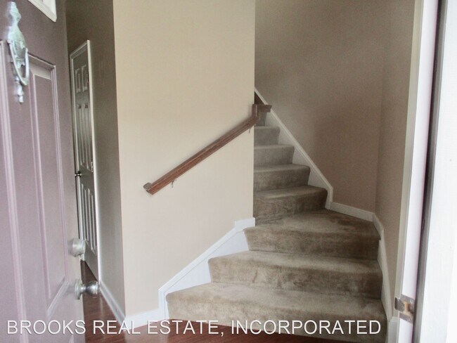 Building Photo - 3 br, 2.5 bath House - 6519 Continental St...