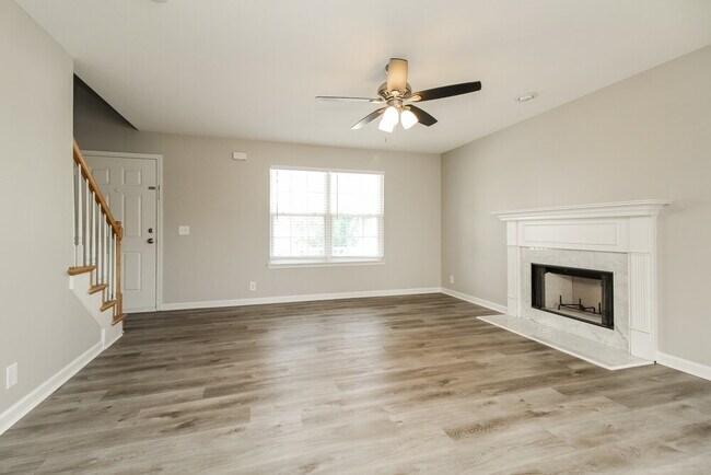 Building Photo - 1552 James Gafford Dr